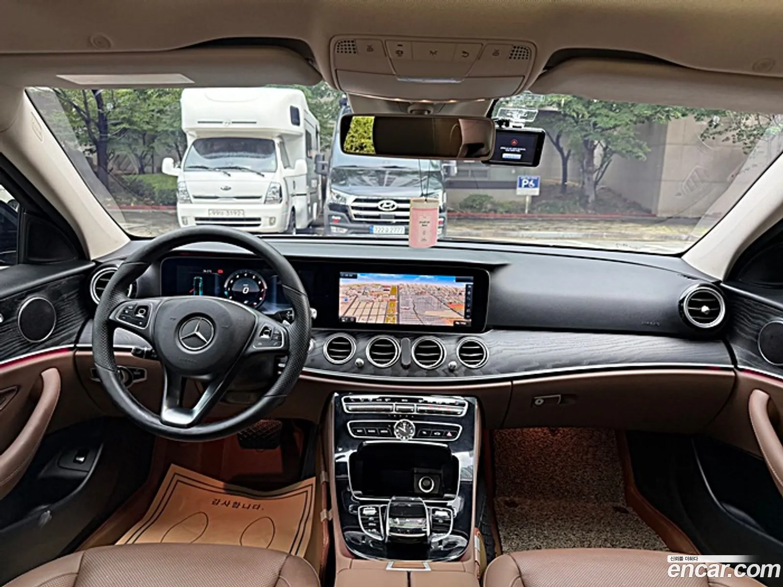 Mercedes-Benz E-Class W213 2016 — 17
