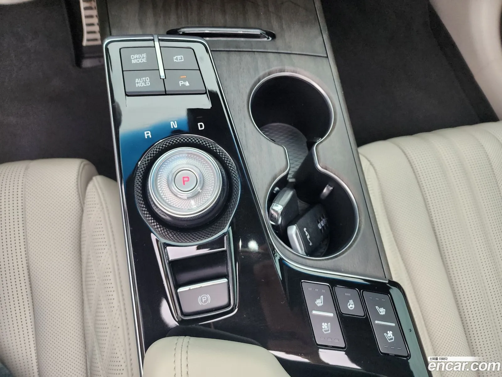 Kia K8 2021 — 9