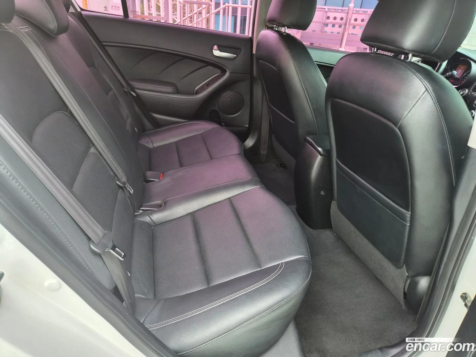 Kia K3 2013 — 2