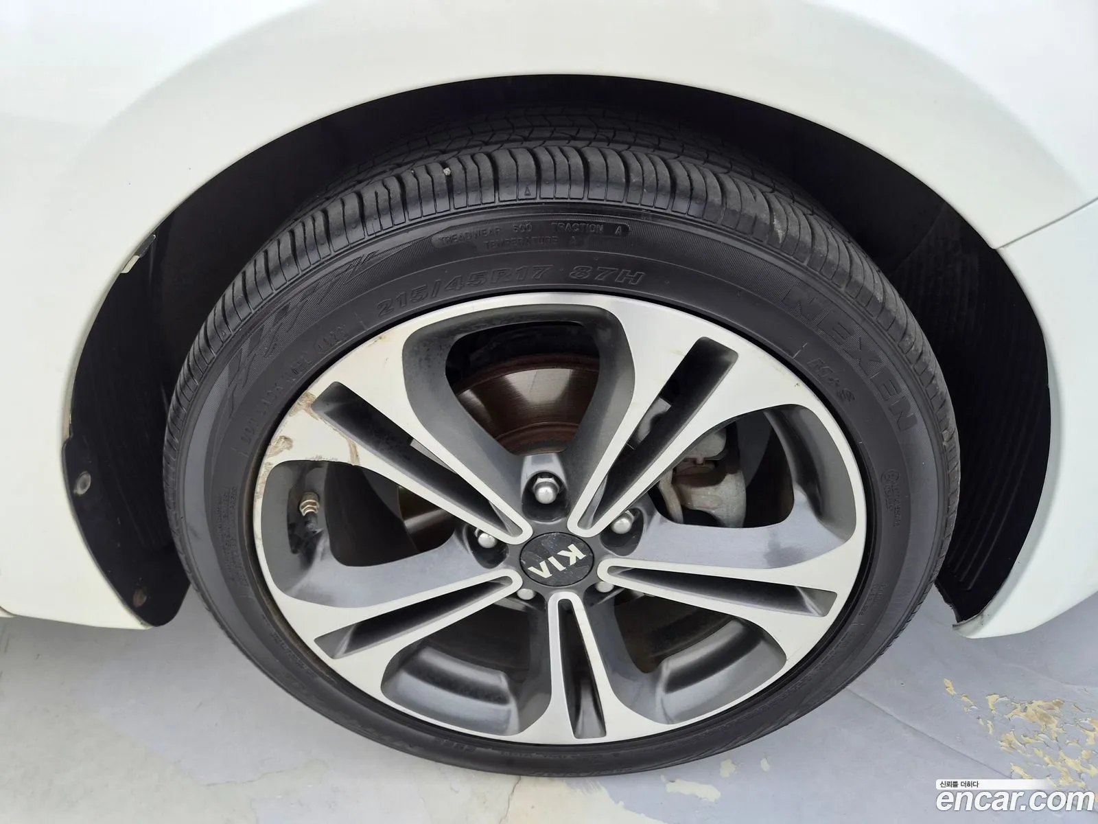 Kia K3 2013 — 11