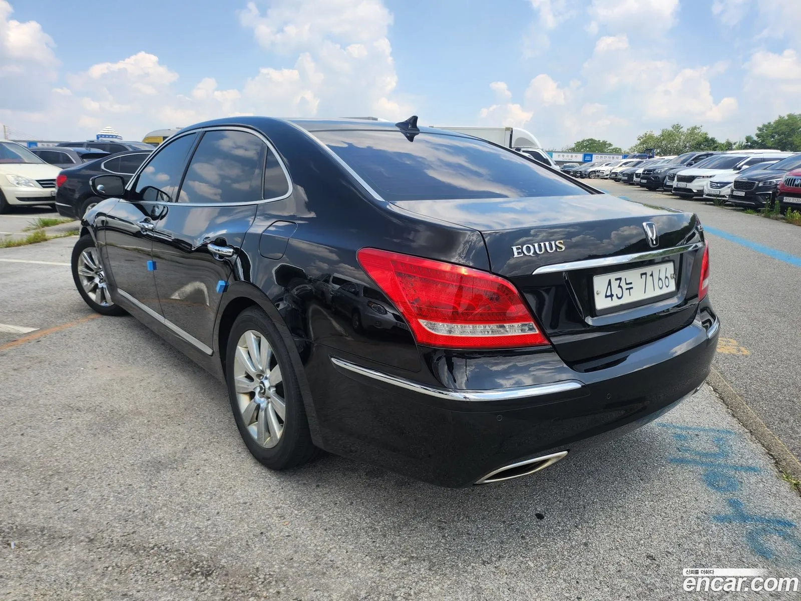 Hyundai Equus 2011 — 7