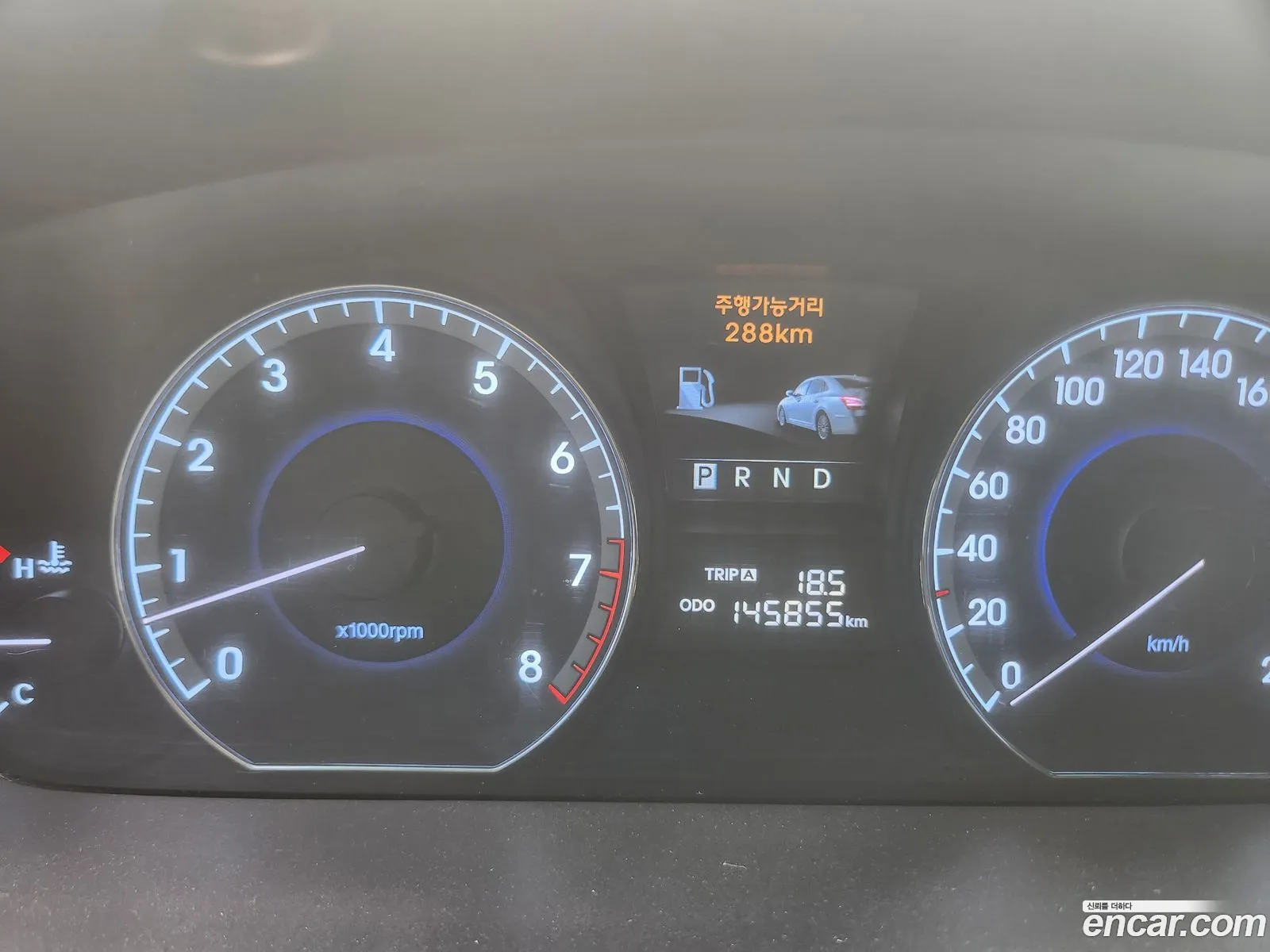 Hyundai Equus 2011 — 11