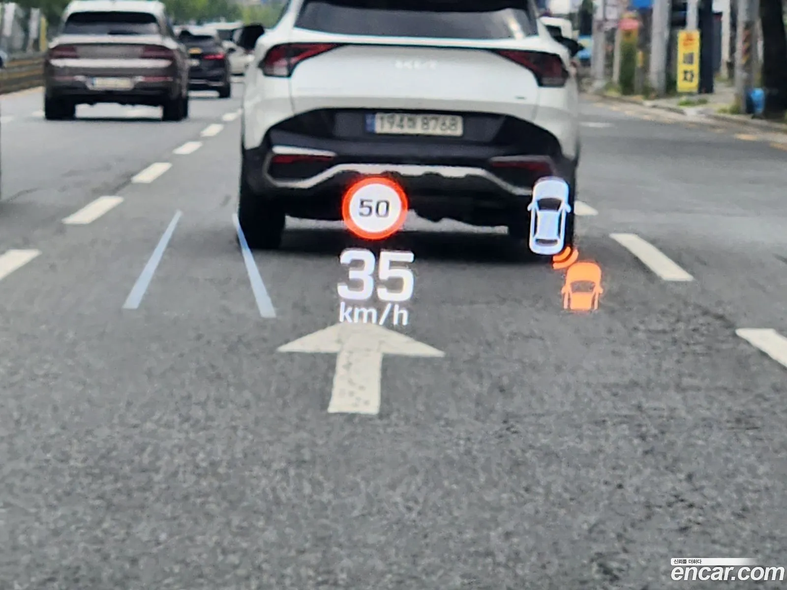 Hyundai Aslan 2014 — 12