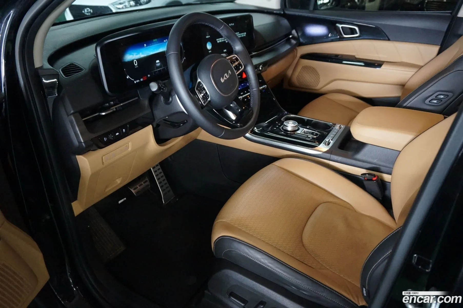 Kia Carnival 2022 — 10