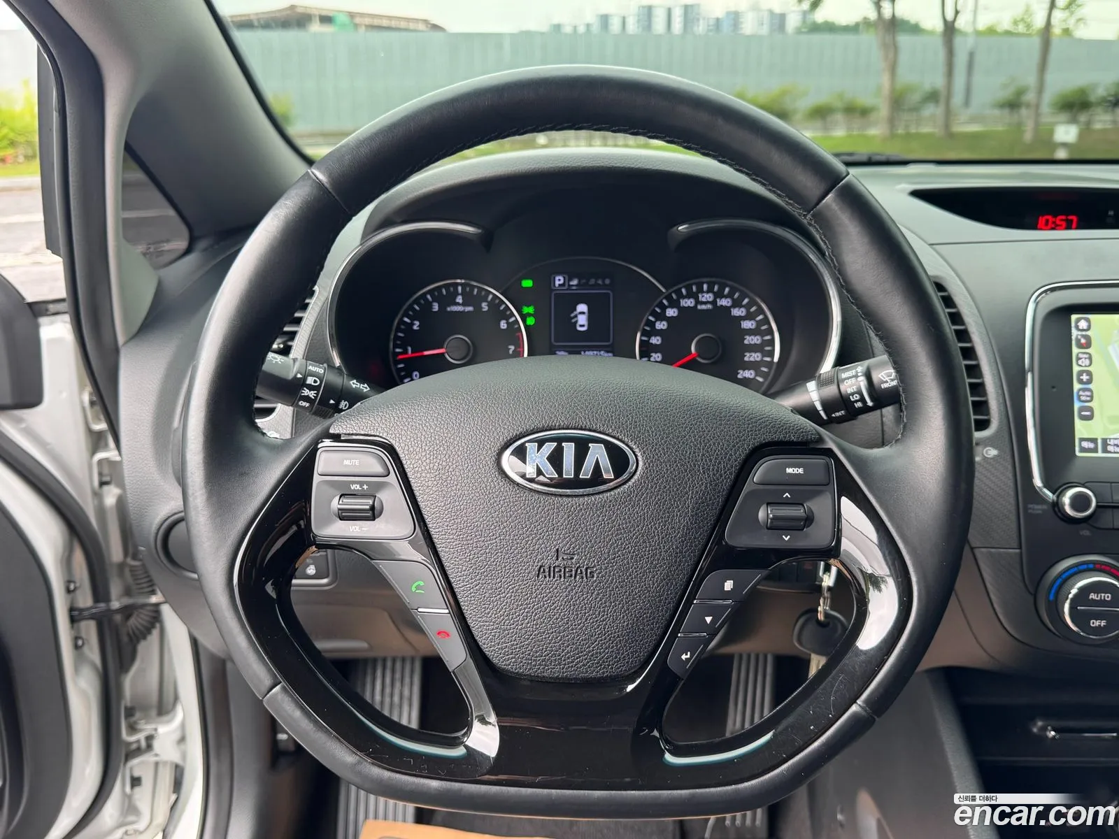 Kia K3 2016 — 13