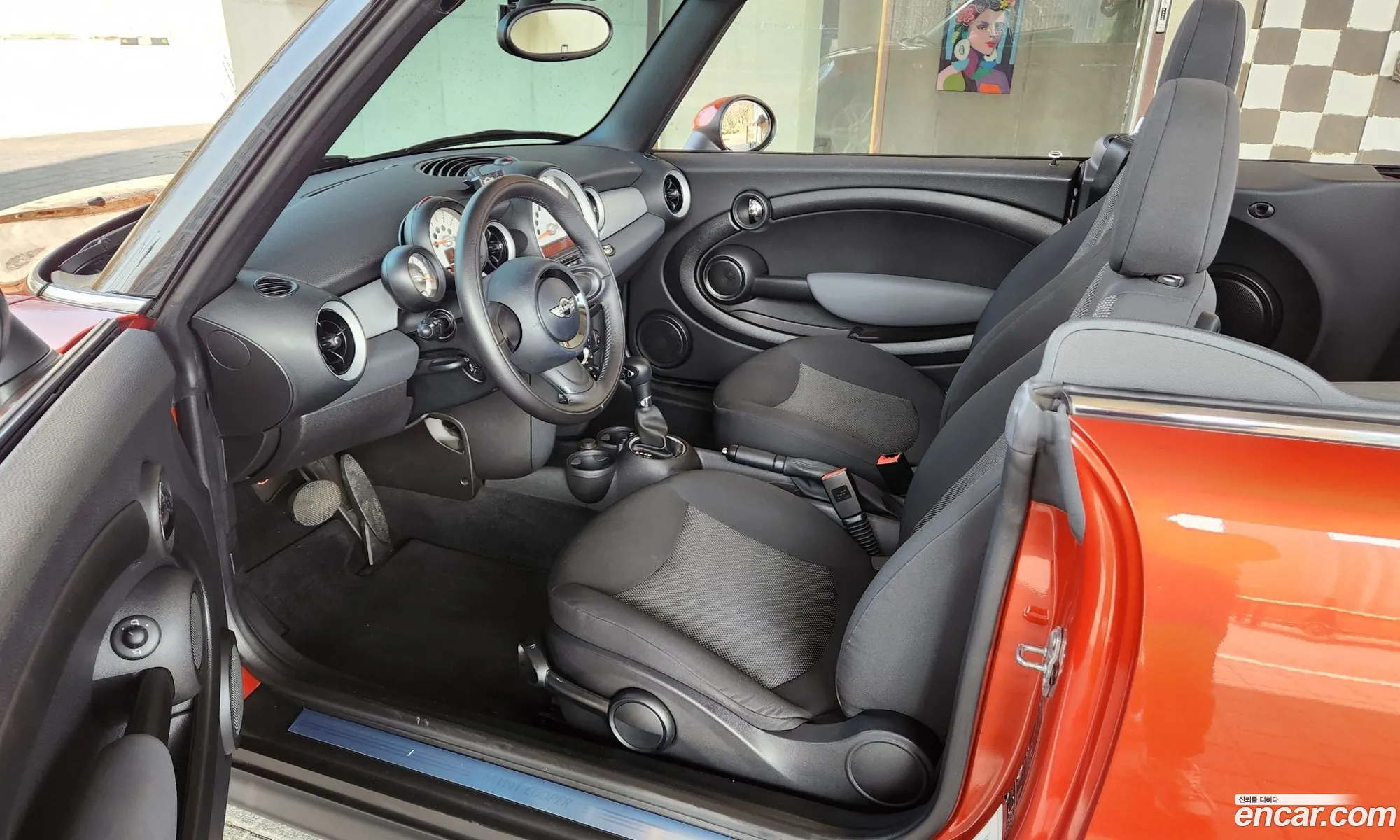 Mini Cooper Convertible 2011 — 17