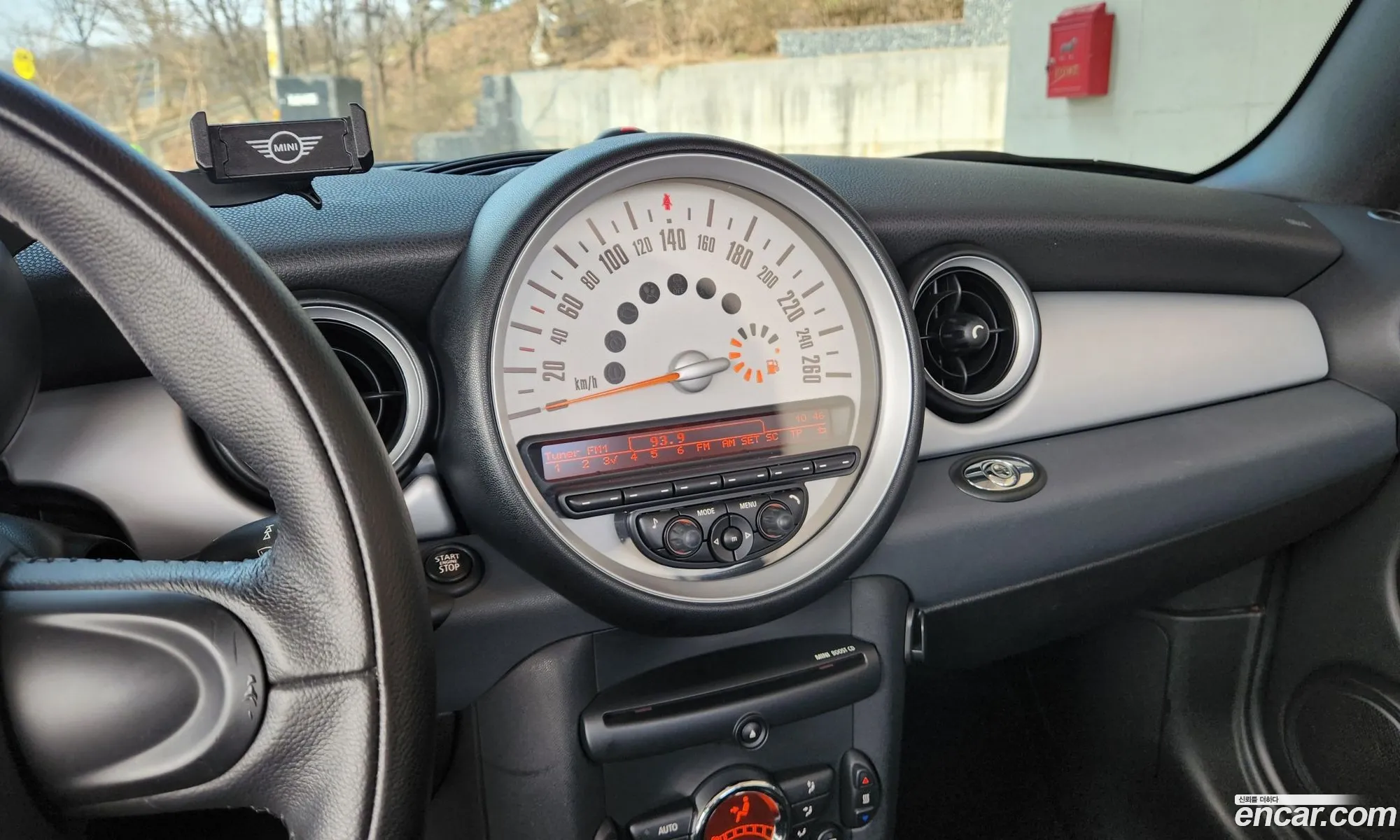 Mini Cooper Convertible 2011 — 11