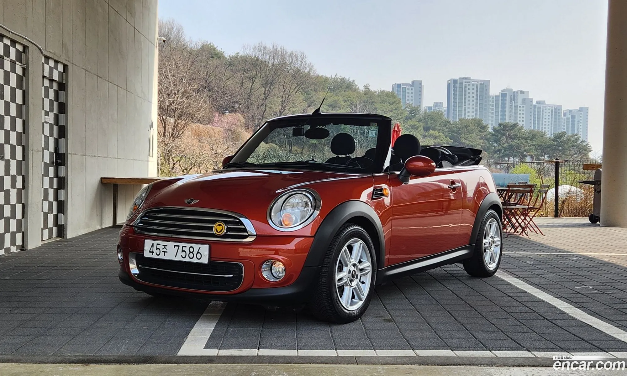 Mini Cooper Convertible 2011 — 19