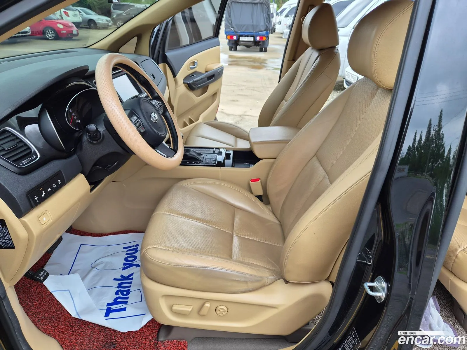 Kia Carnival 2014 — 10