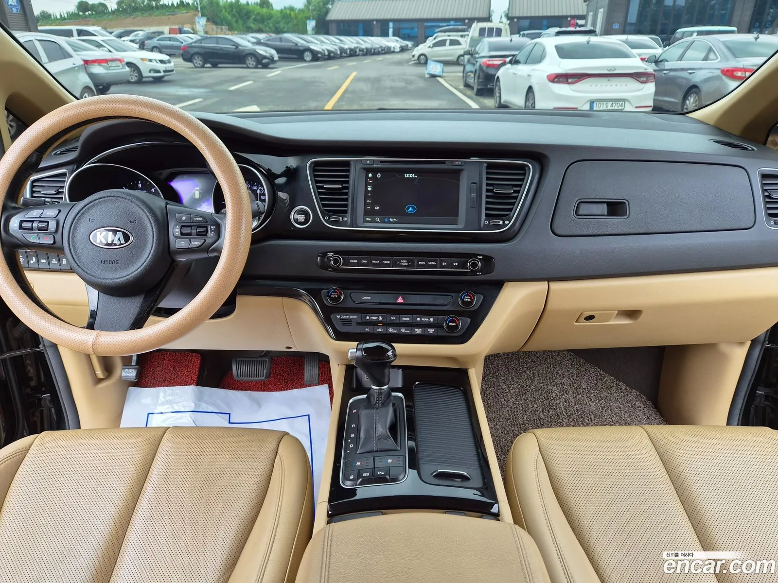 Kia Carnival 2014 — 6