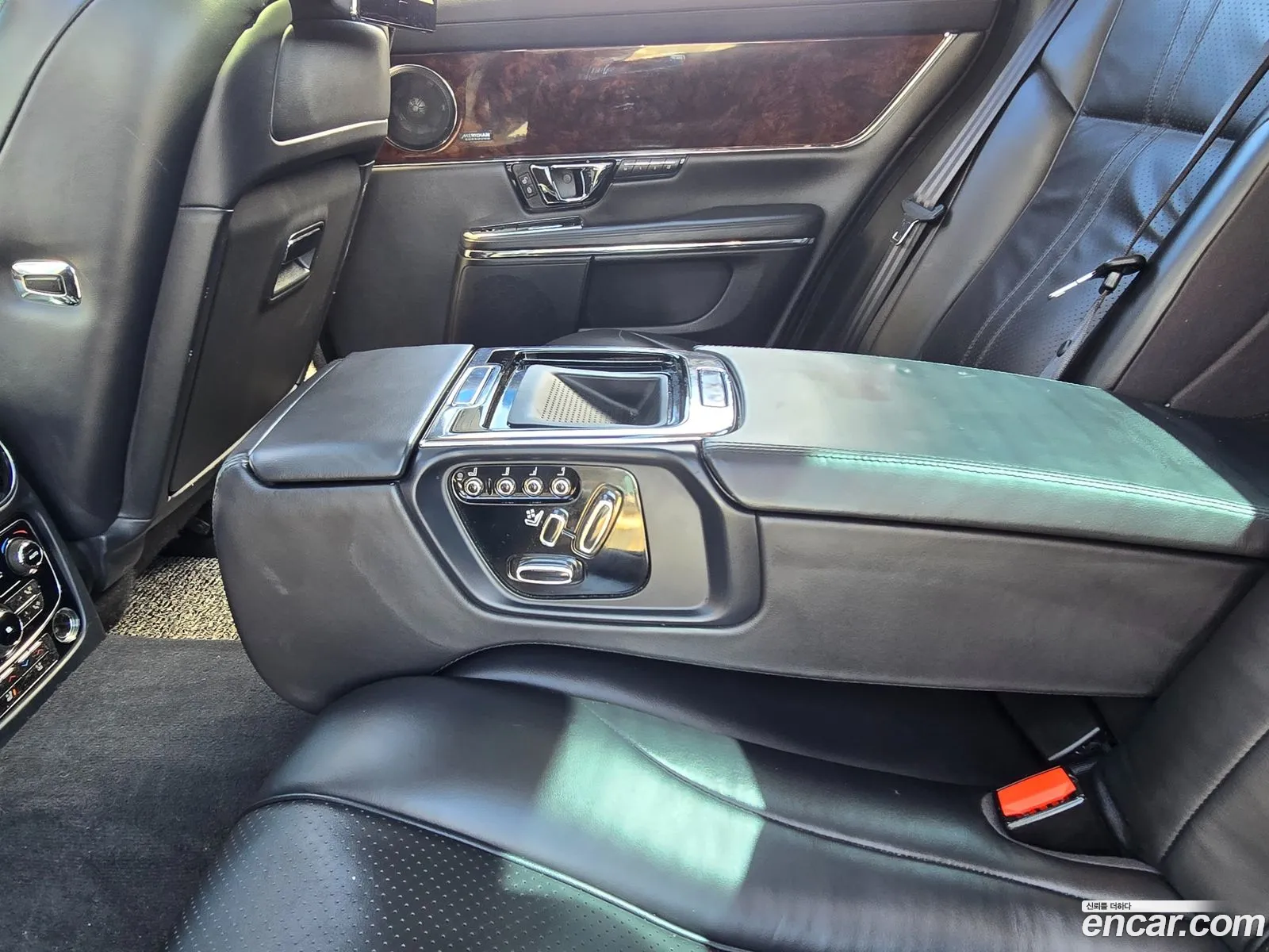 Jaguar XJ 2014 — 14