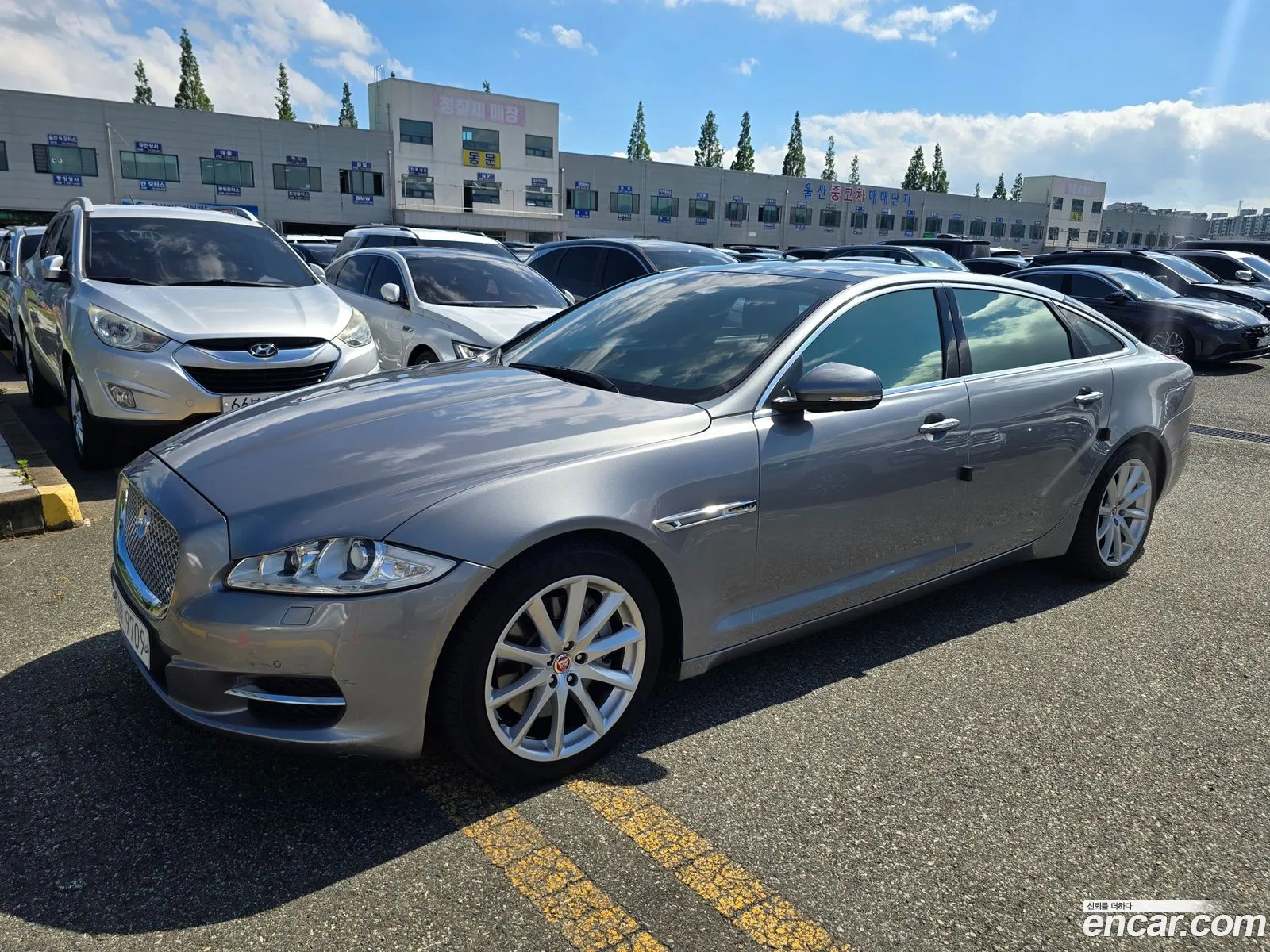 Jaguar XJ 2014 — 17