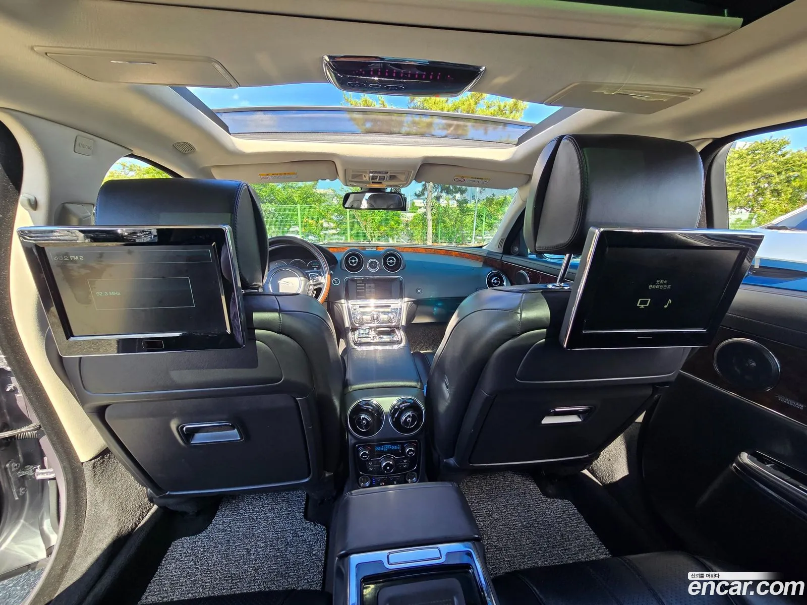 Jaguar XJ 2014 — 9