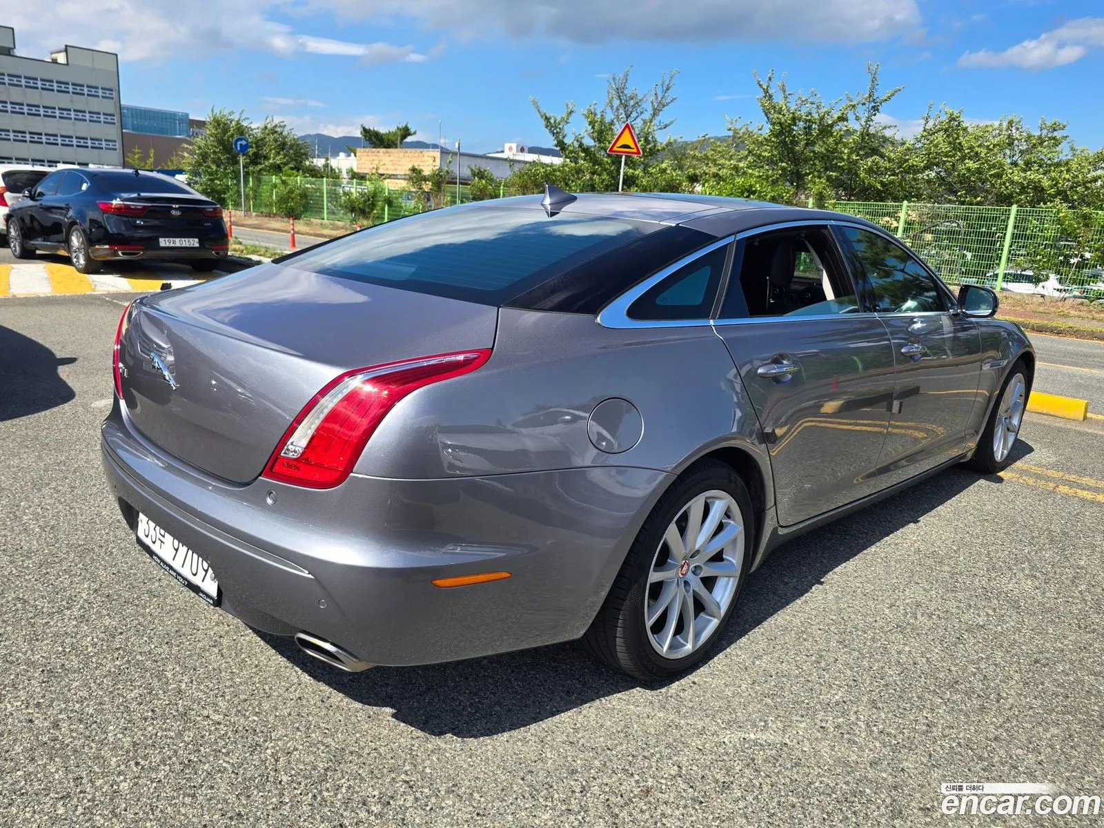 Jaguar XJ 2014 — 16