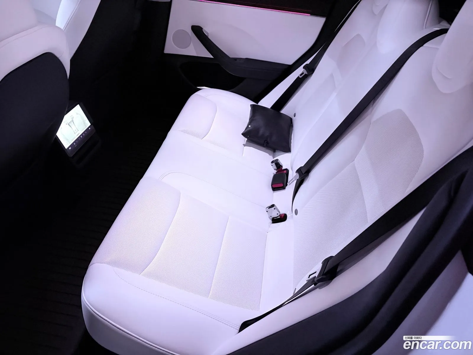 Tesla Model 3 2024 — 13