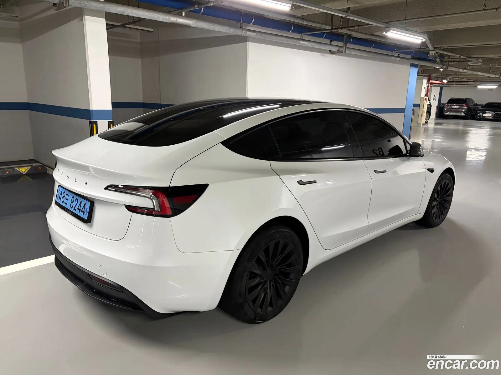 Tesla Model 3 2024 — 3