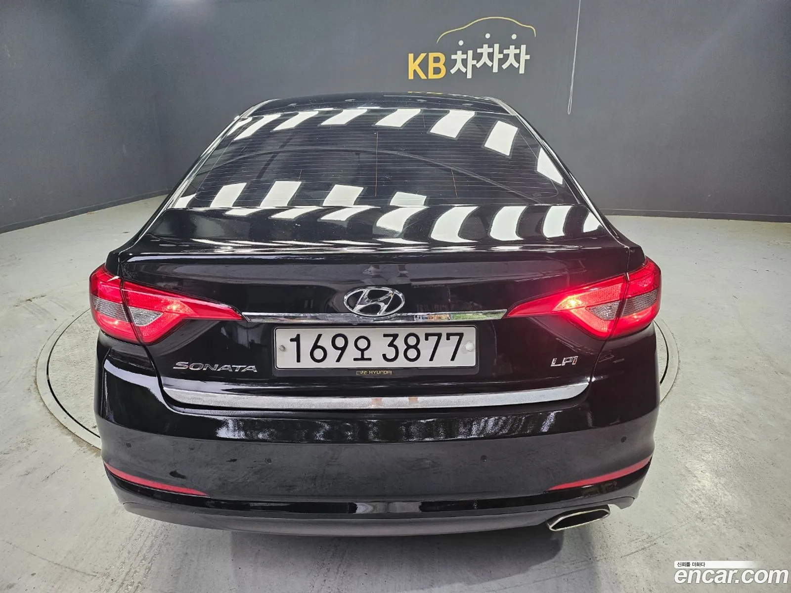 Hyundai LF Sonata 2015 — 11