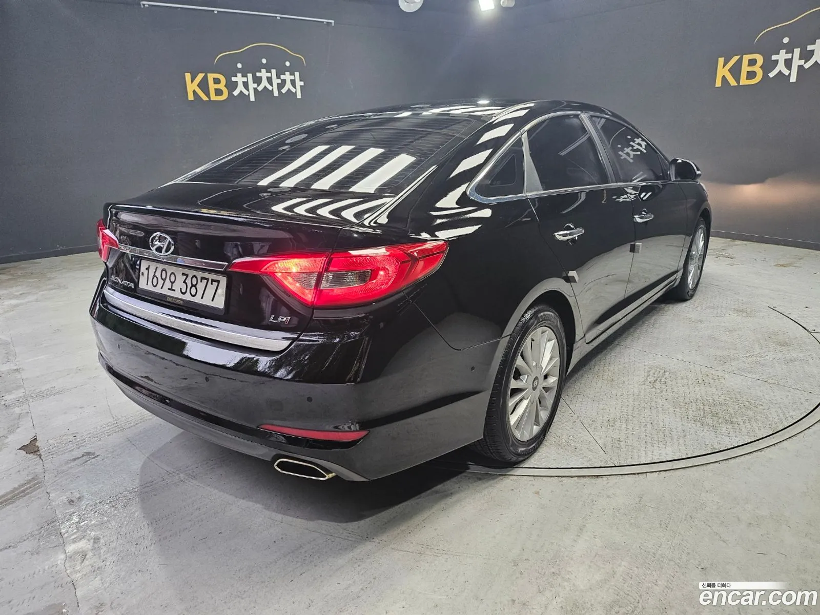 Hyundai LF Sonata 2015 — 15