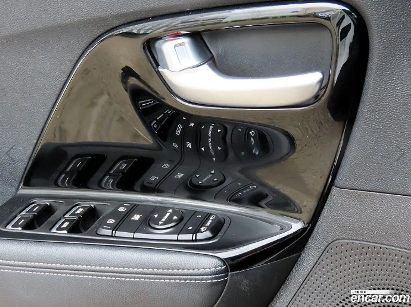 Kia Niro 2016 — 10