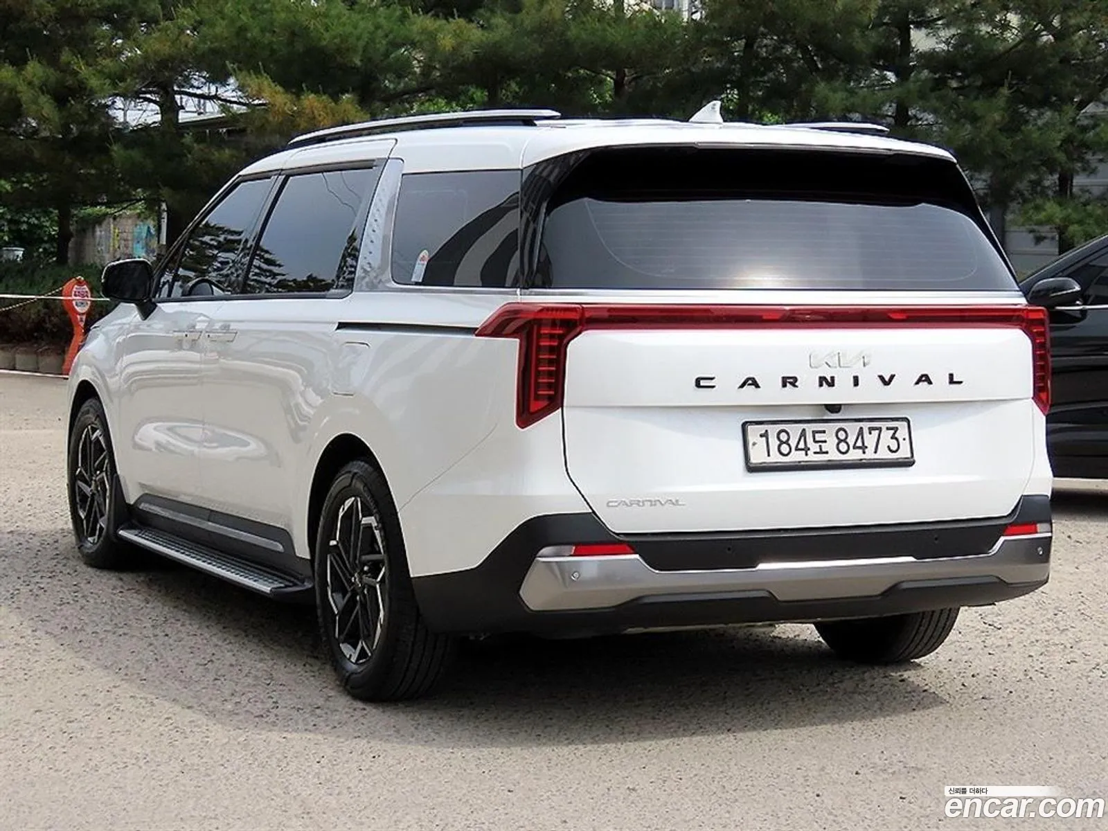 Kia Carnival 2023 — 9