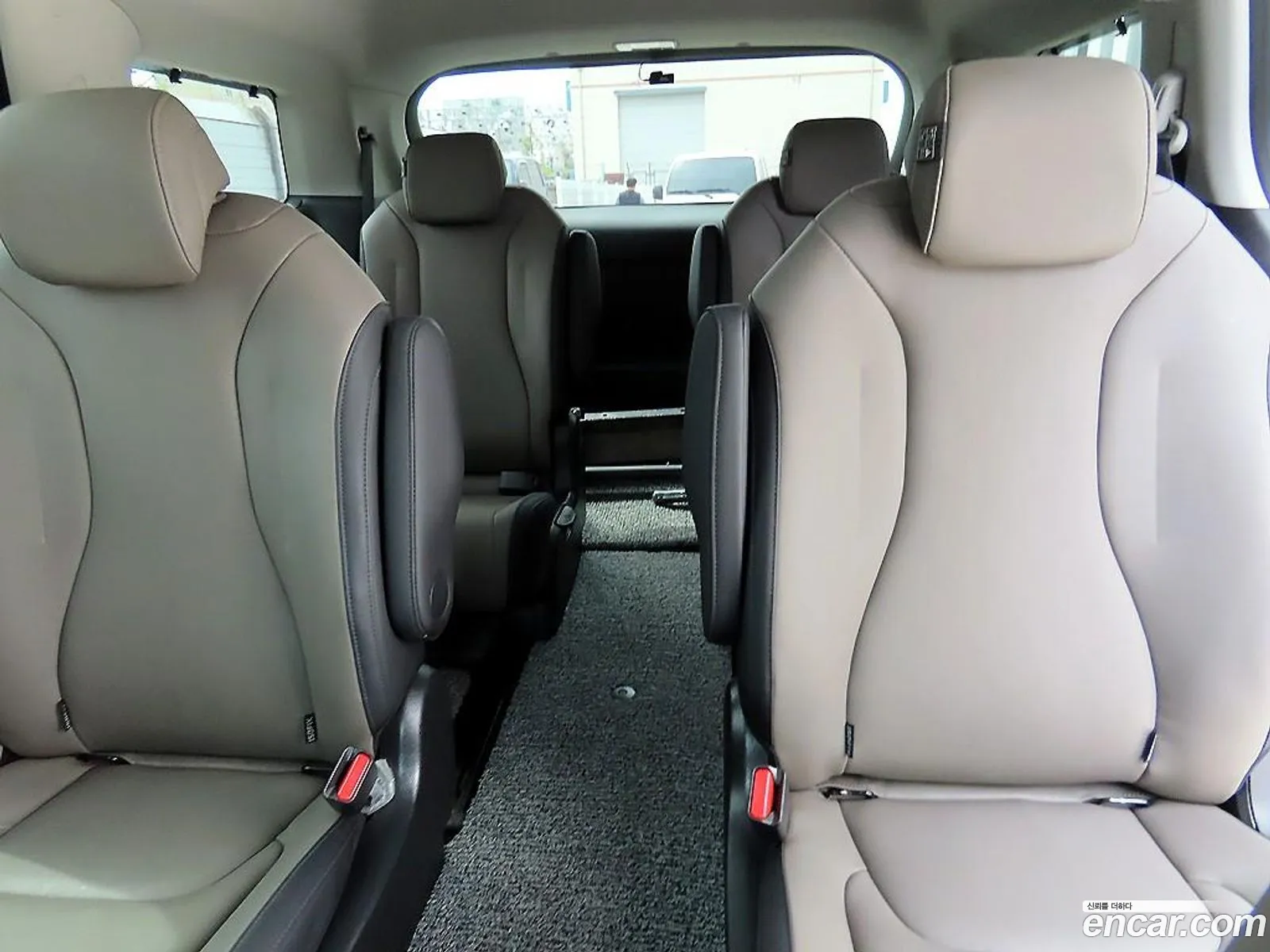 Kia Carnival 2023 — 13