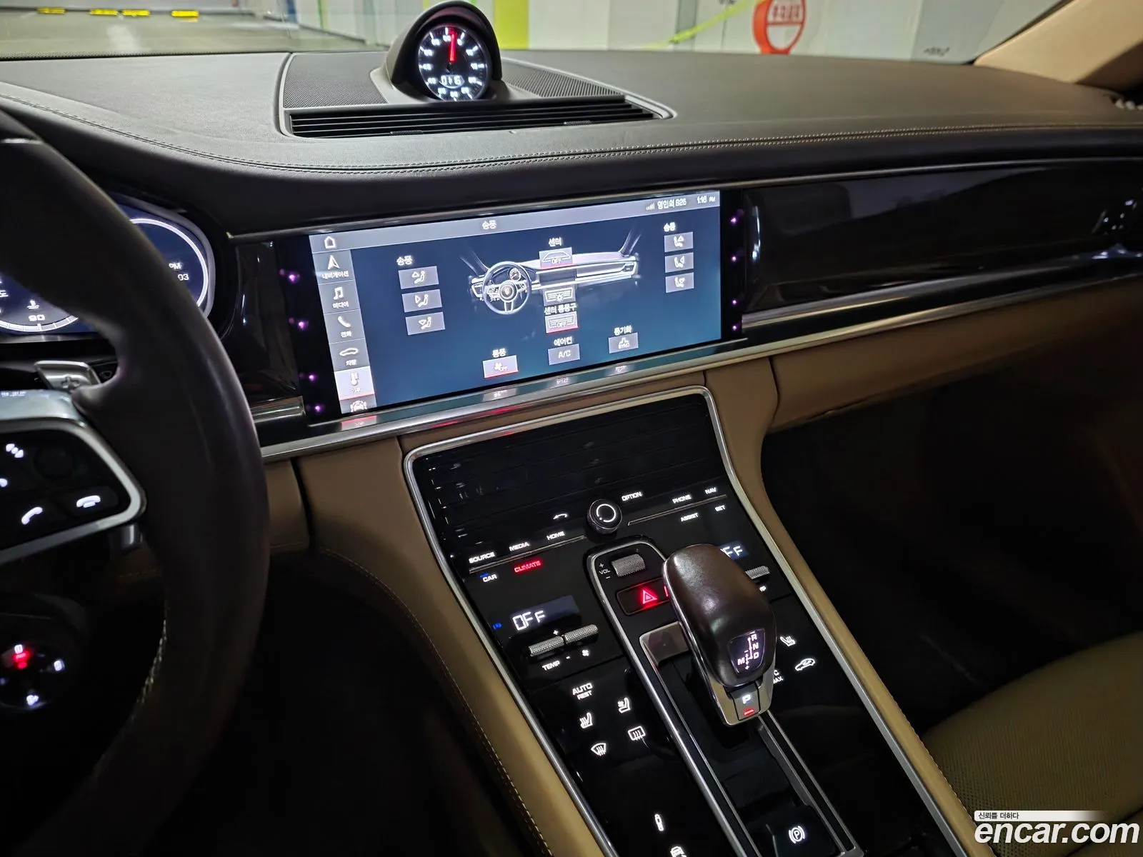 Porsche Panamera 2018 — 10