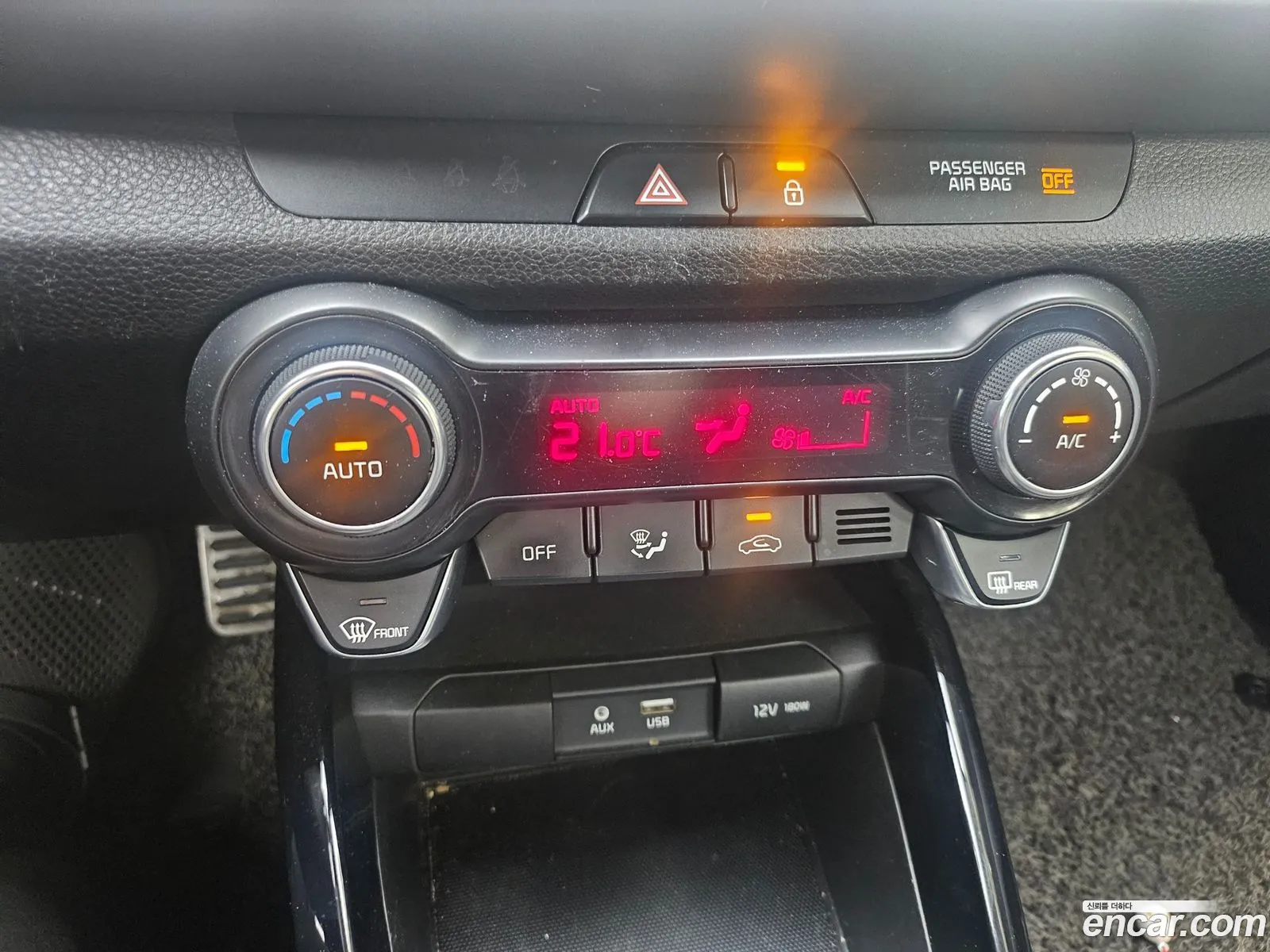 Kia Stonic 2017 — 3