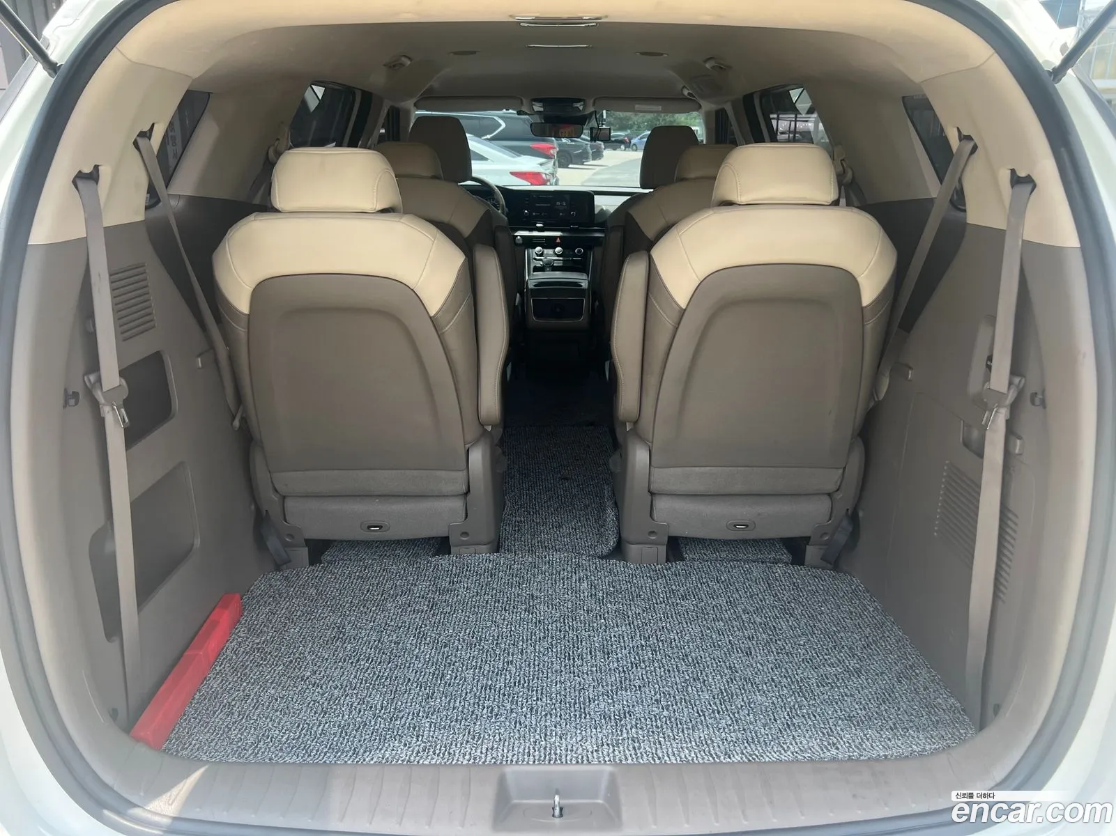 Kia Carnival 2020 — 12
