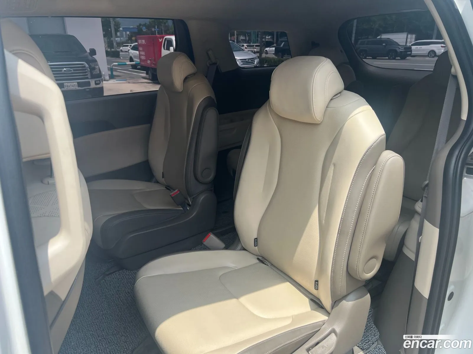 Kia Carnival 2020 — 15