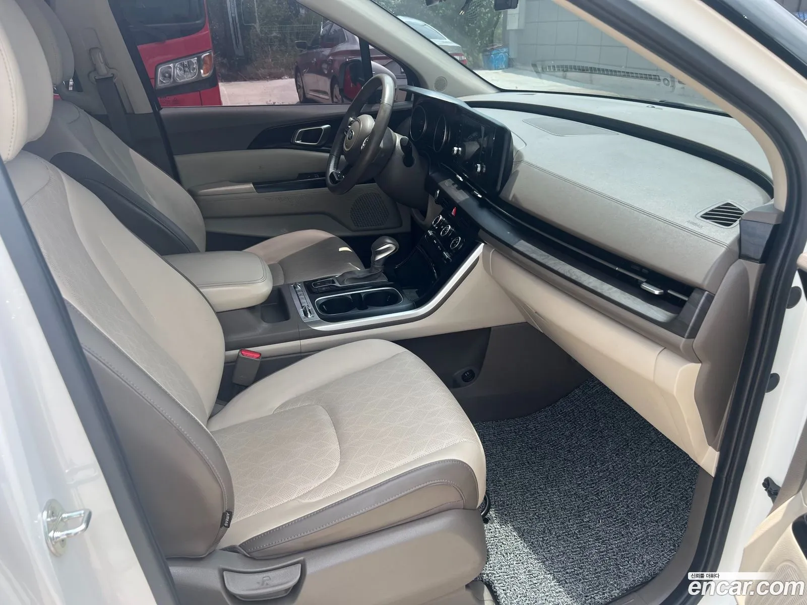 Kia Carnival 2020 — 4