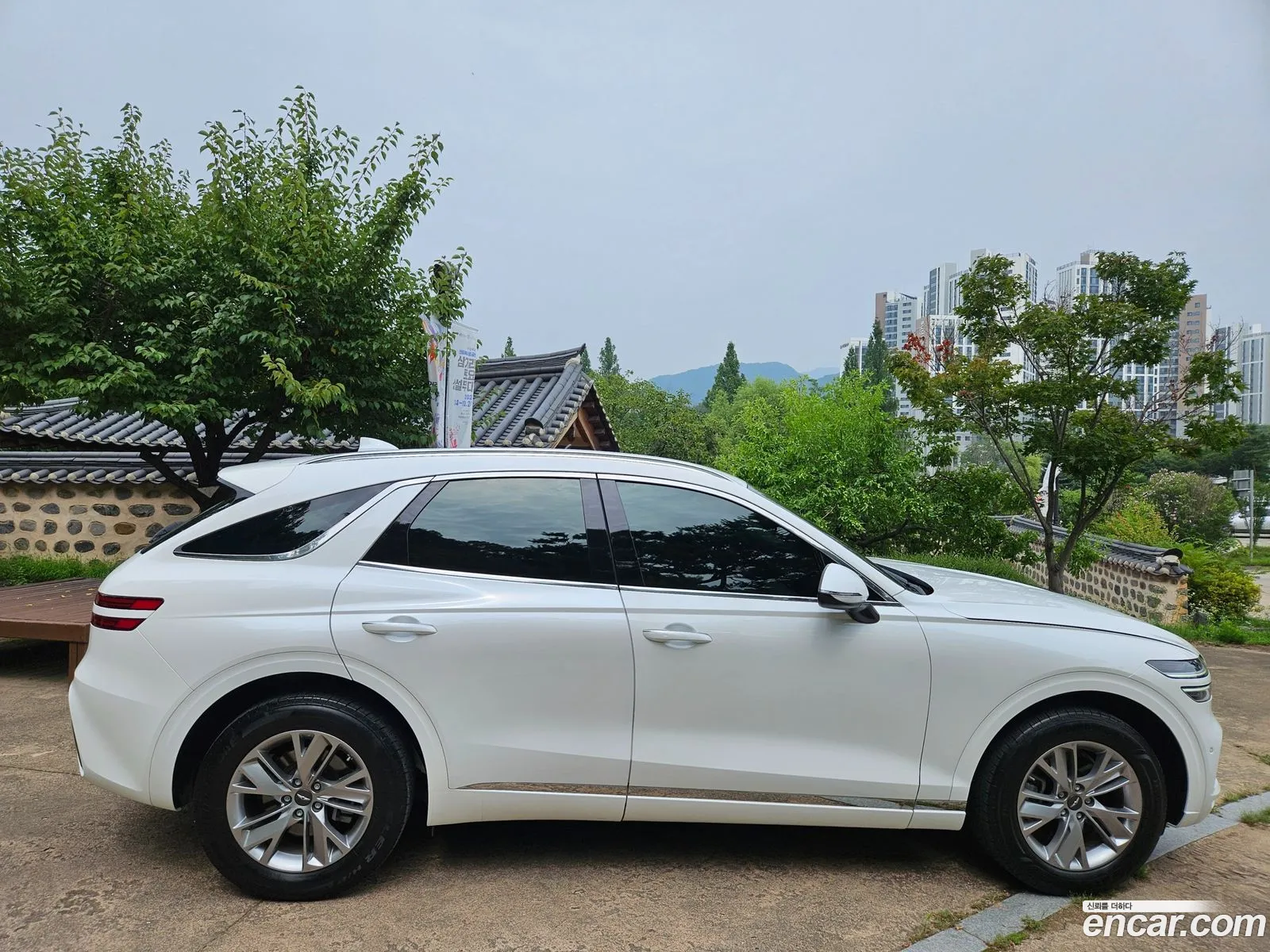 Genesis GV70 2022 — 13