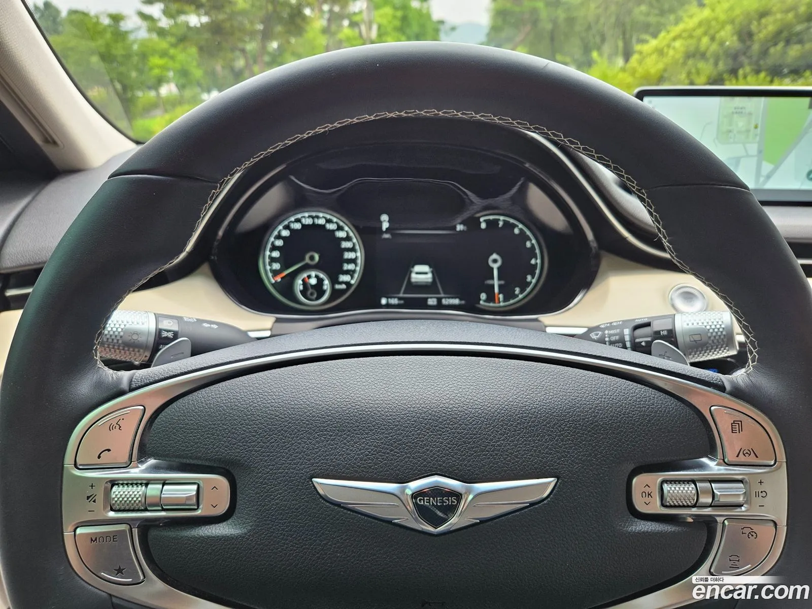 Genesis GV70 2022 — 15