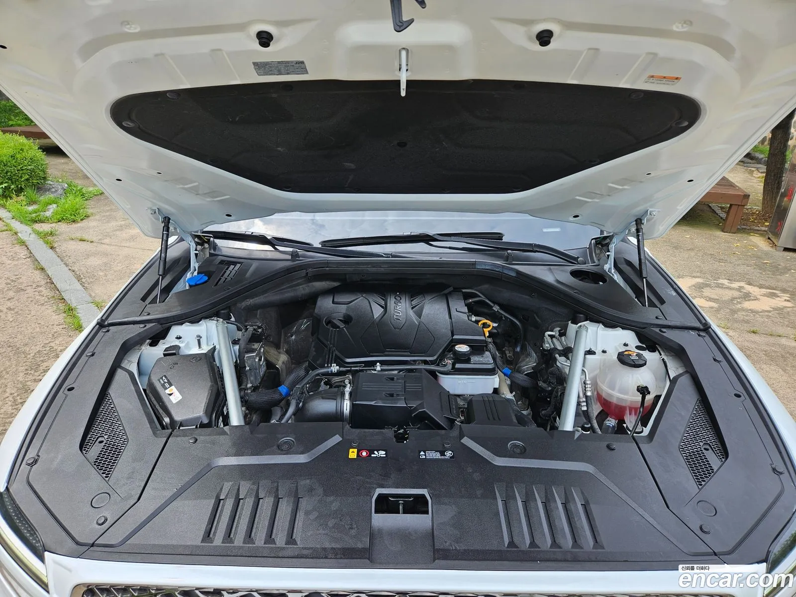 Genesis GV70 2022 — 16