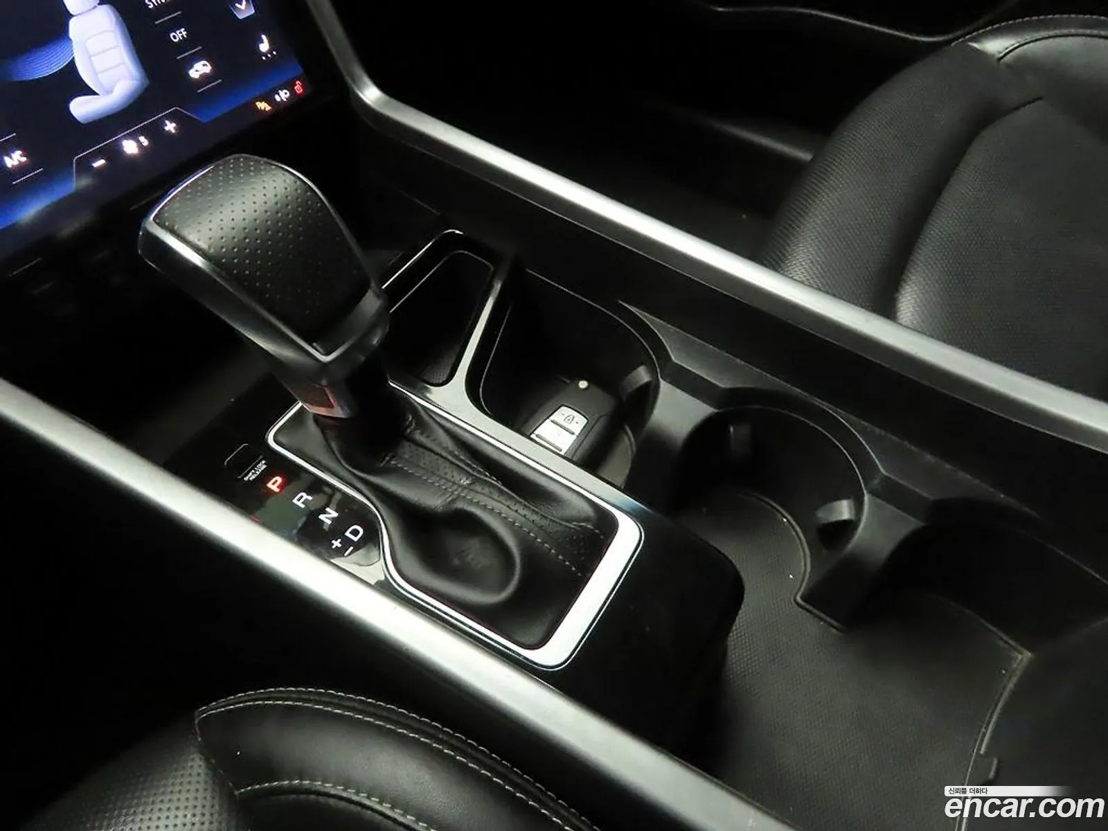 KG Mobility (SsangYong) Torres 2022 — 11