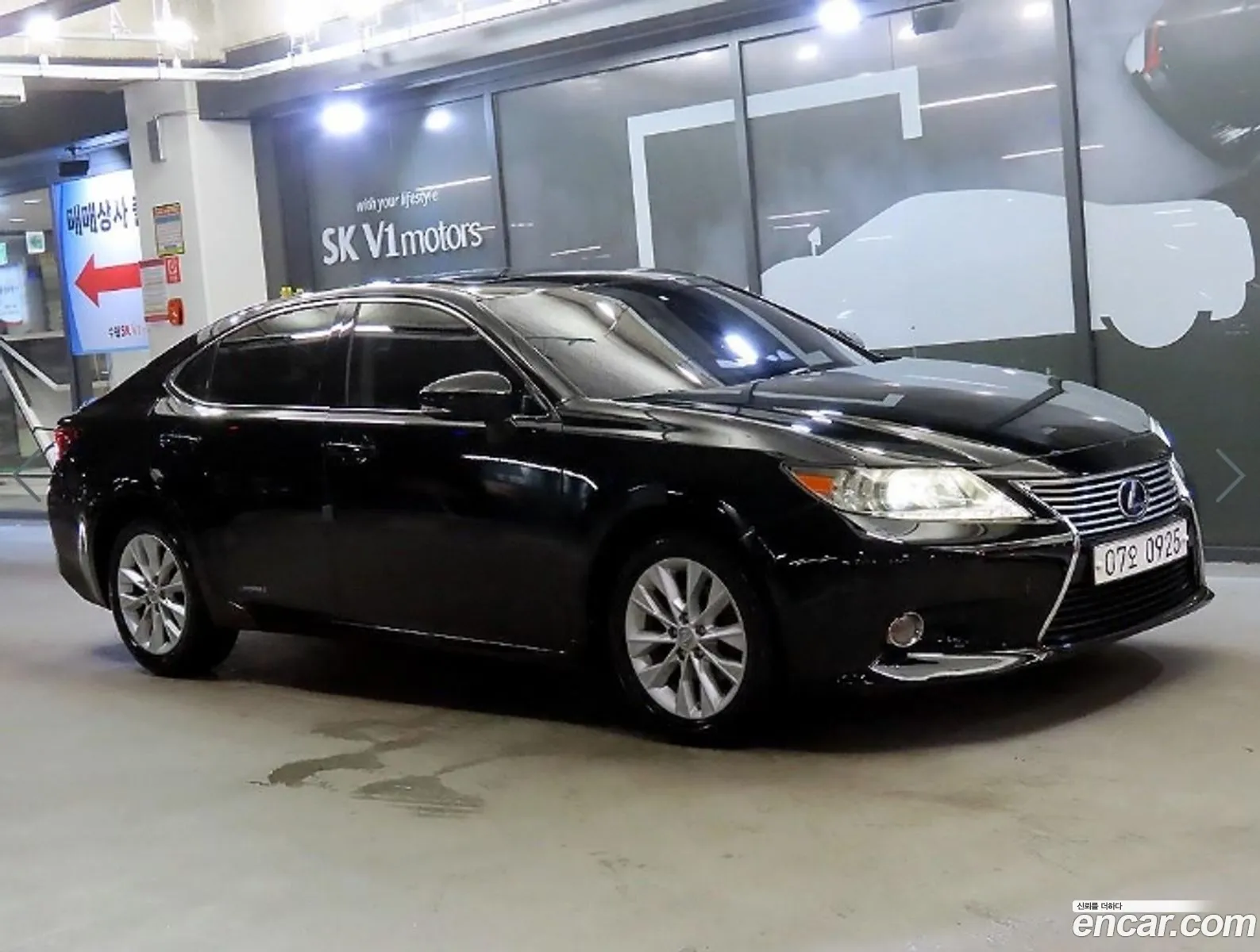 Lexus ES300h 2013 — 2