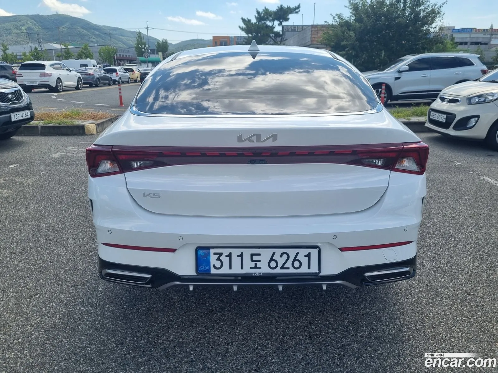 Kia K5 2023 — 8