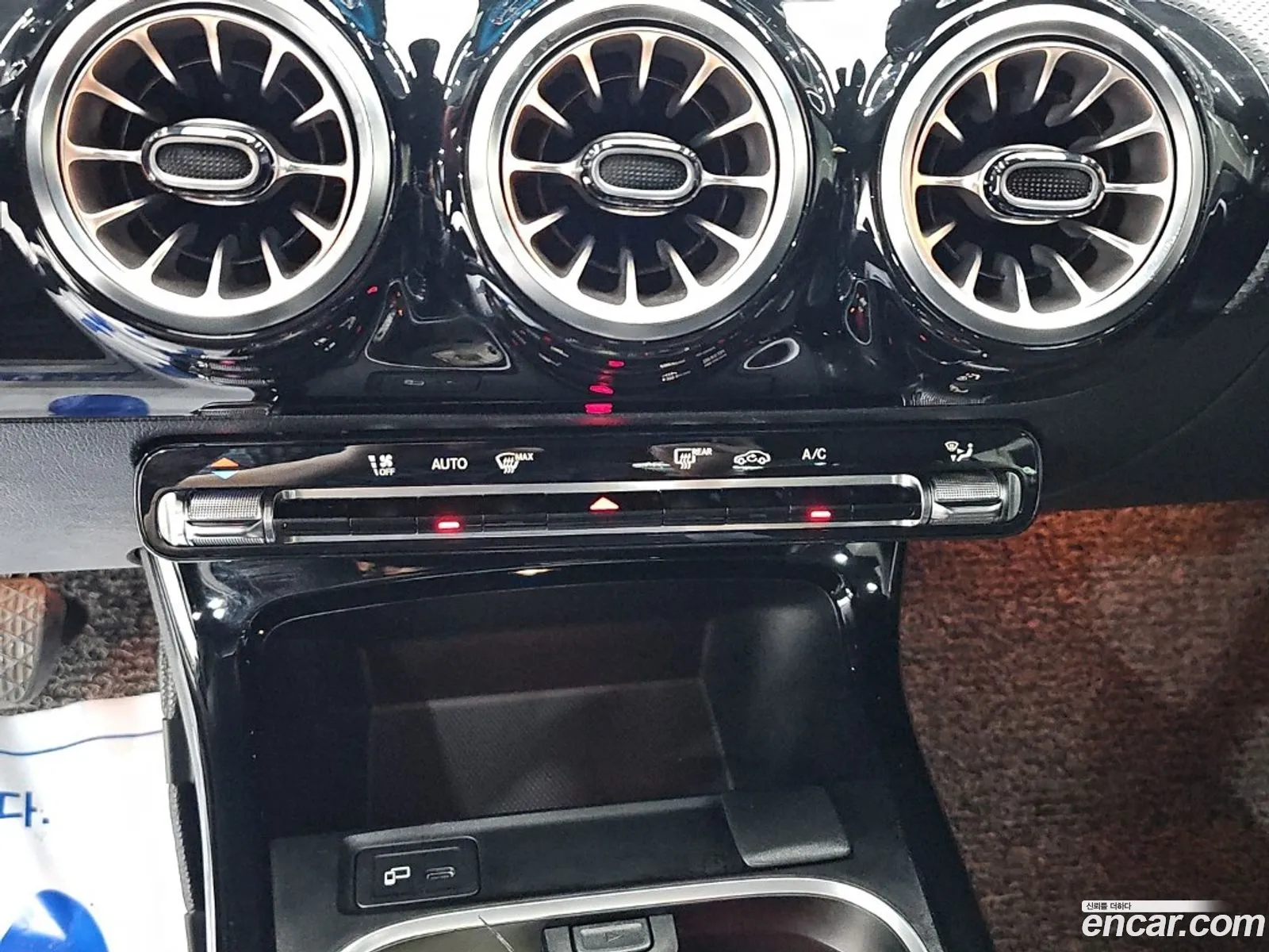 Mercedes-Benz A-Class W177 2022 — 12