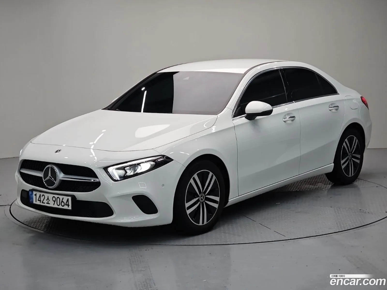 Mercedes-Benz A-Class W177 2022 — 18