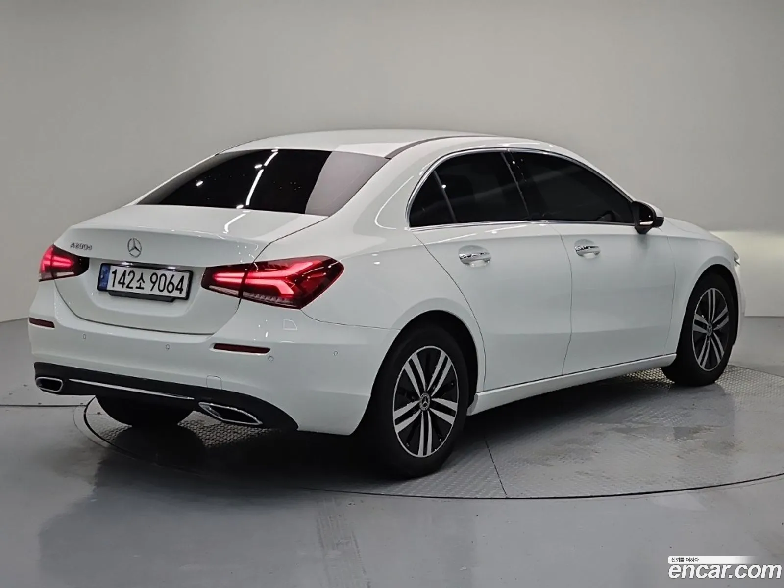 Mercedes-Benz A-Class W177 2022 — 10