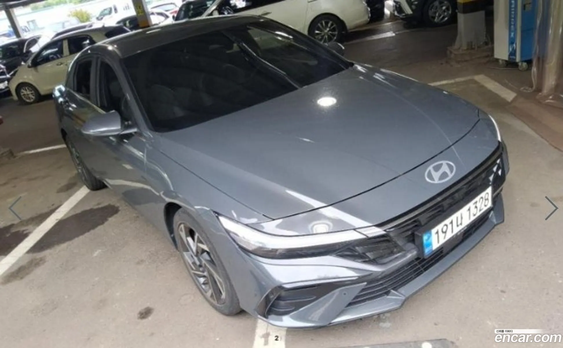 Hyundai Elantra 2023 — 7