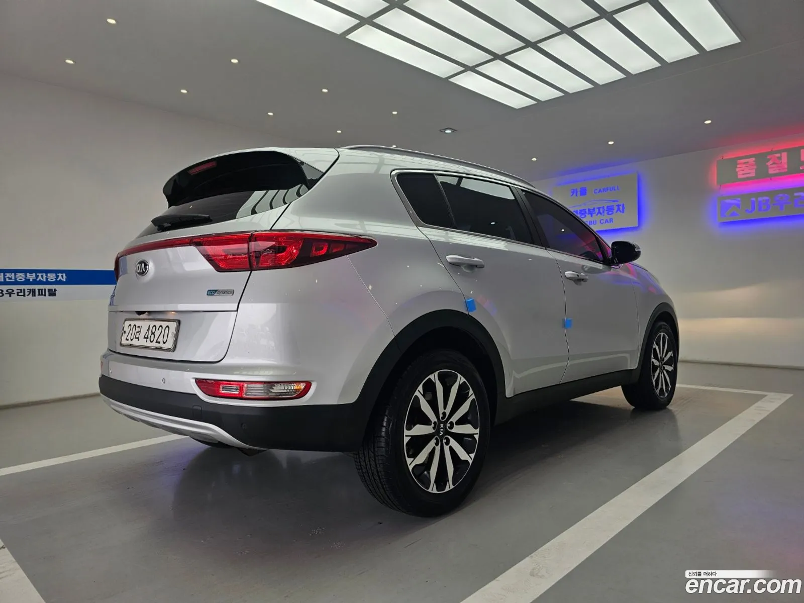 Kia Sportage 2015 — 17
