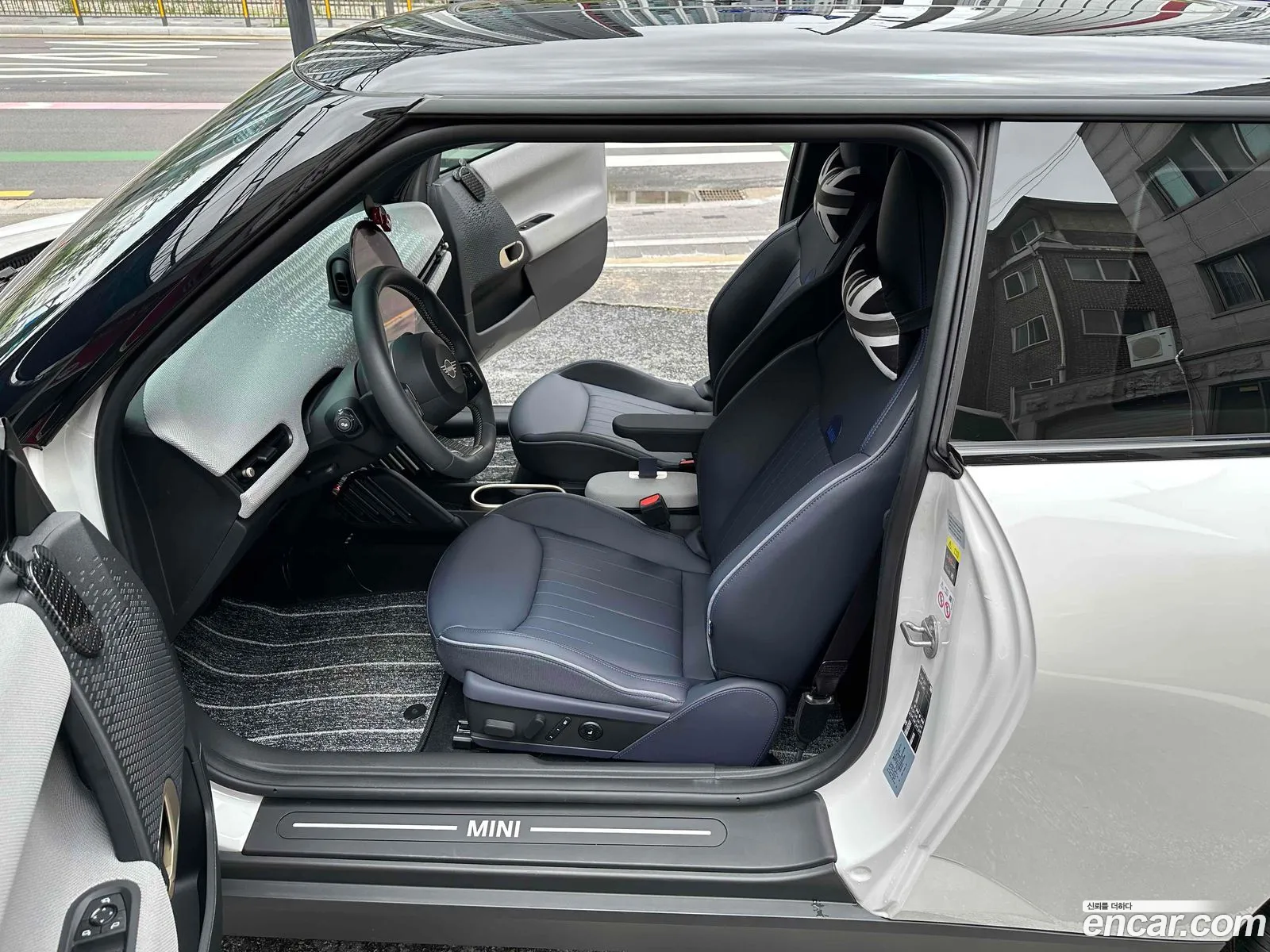 Mini Cooper Electric 2024 — 13