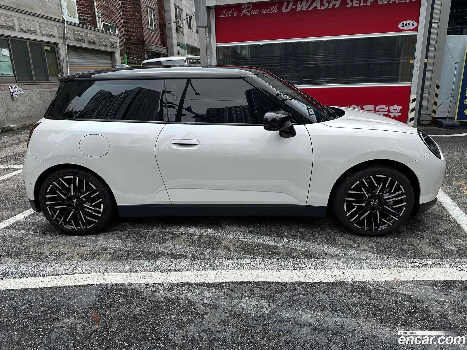 Mini Cooper Electric 2024 — 15