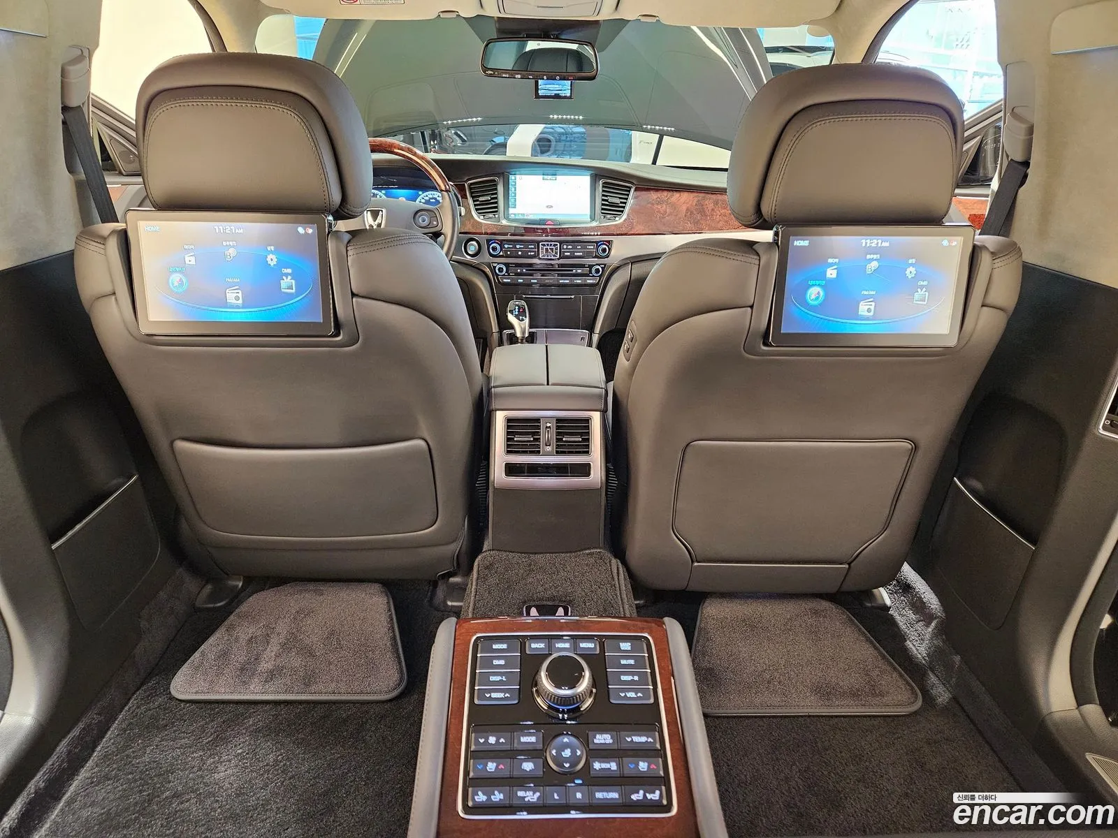 Hyundai Equus 2015 — 16