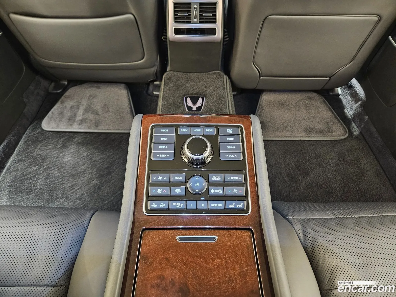 Hyundai Equus 2015 — 13