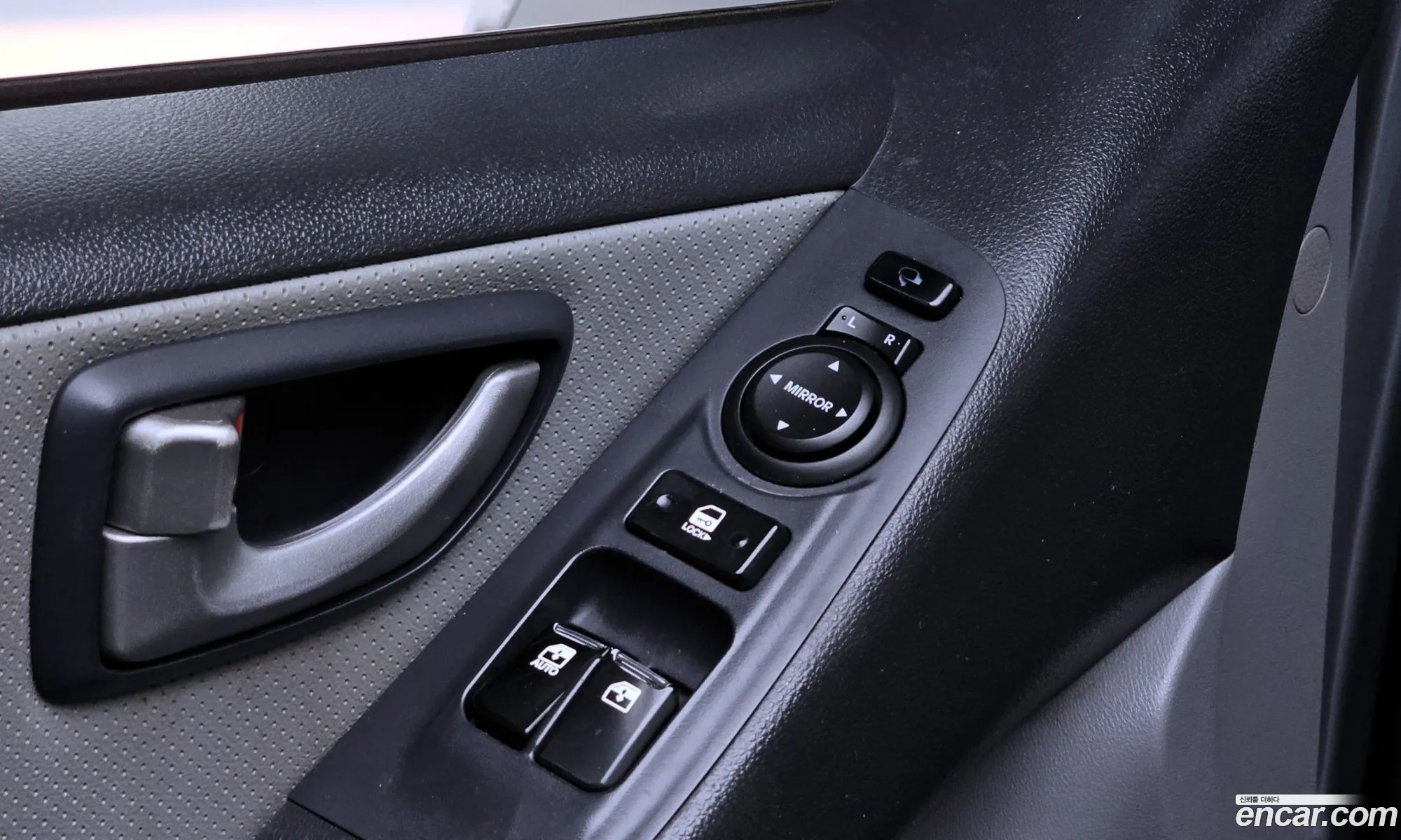 Hyundai Grand Starex 2019 — 14