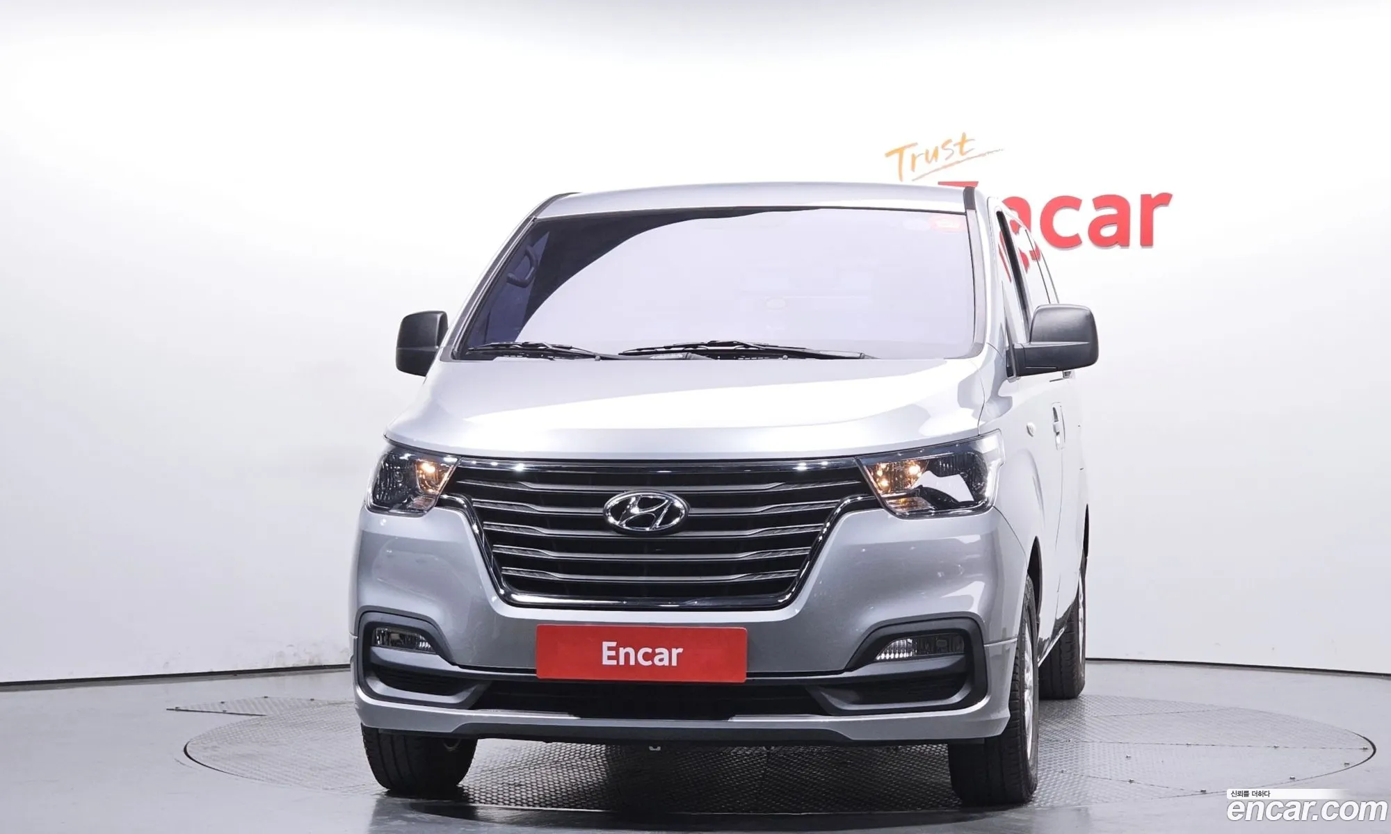 Hyundai Grand Starex 2019 — 10