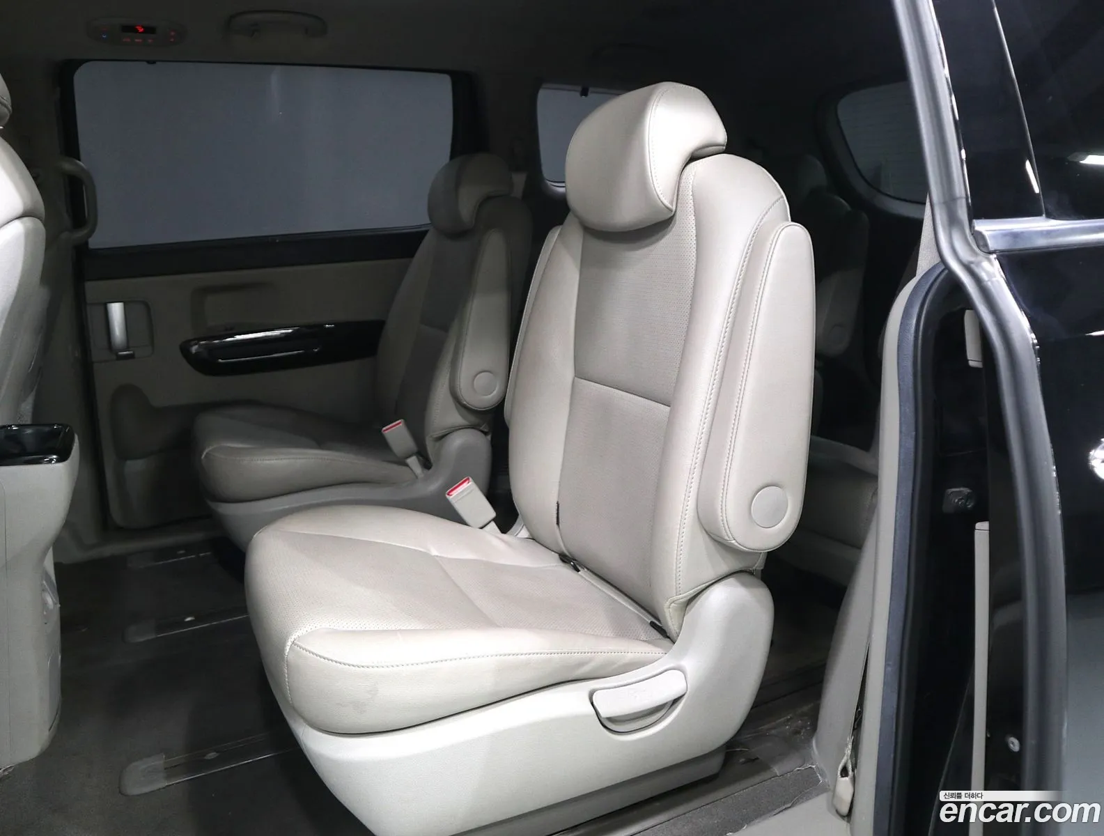 Kia Carnival 2019 — 12
