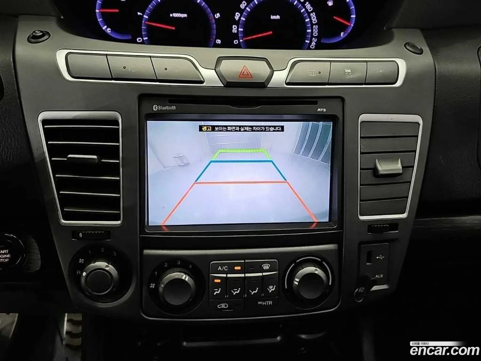 KG Mobility (SsangYong) Korando Turismo 2016 — 7