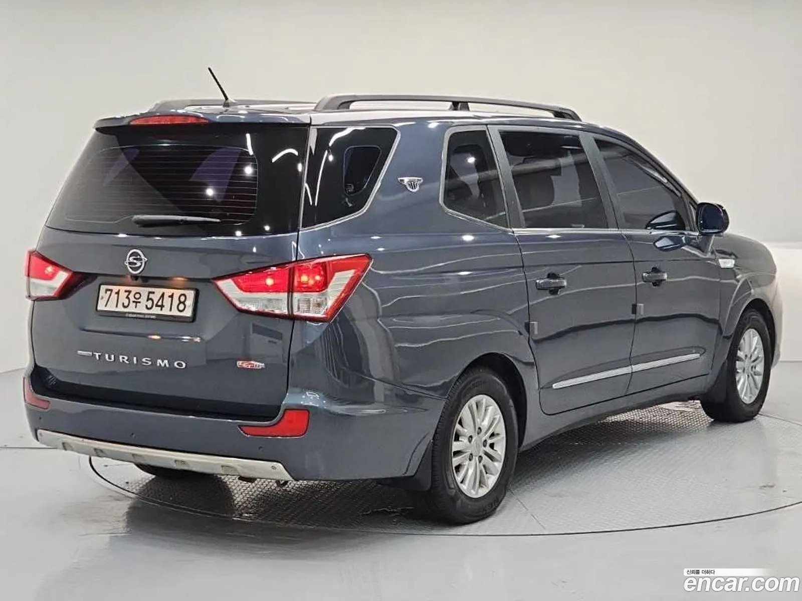 KG Mobility (SsangYong) Korando Turismo 2016 — 14